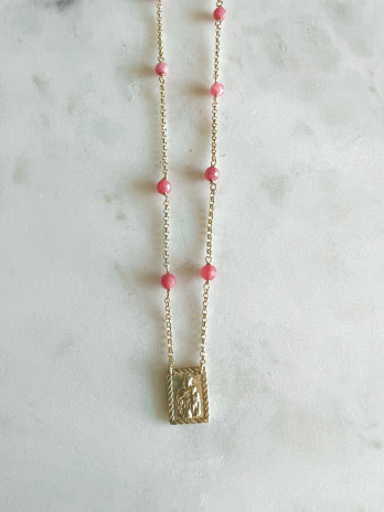 COLAR SANTA COM CRISTAIS ROSA EM PRATA DOURADA