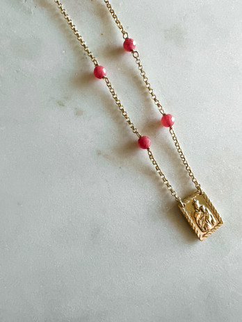 COLAR SANTA COM CRISTAIS ROSA EM PRATA DOURADA