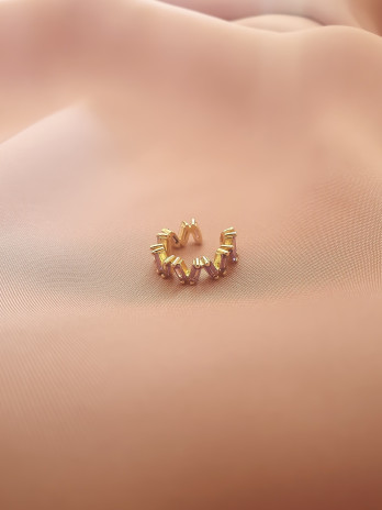EAR CUFF COM PEDRAS LILÁS DOURADO