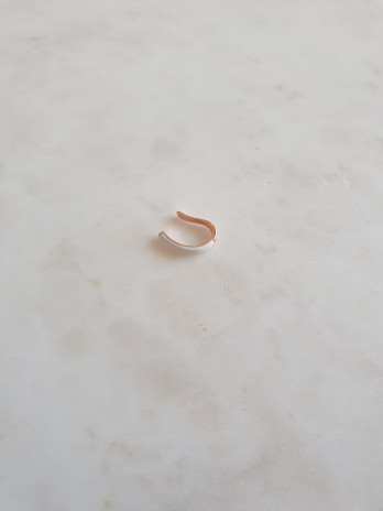 EAR CUFF ESMALTE BRANCO ROSE GOLD