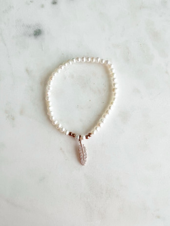 PULSEIRA PÉROLAS E PENA ROSE GOLD