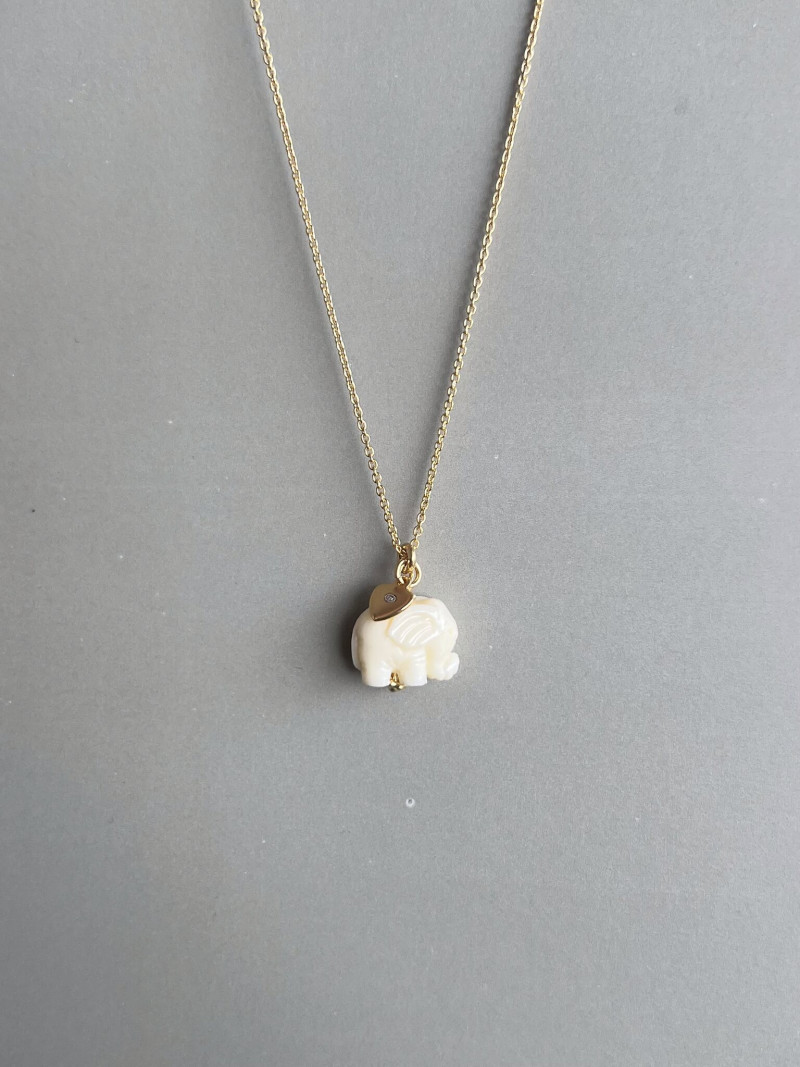 Colar Elefante Branco Peq Prata Dourada