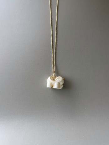 Colar Elefante Branco Prata Dourada