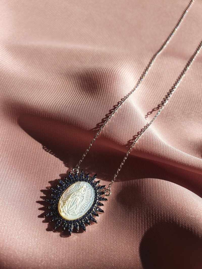 COLAR MILAGROSA PRATA