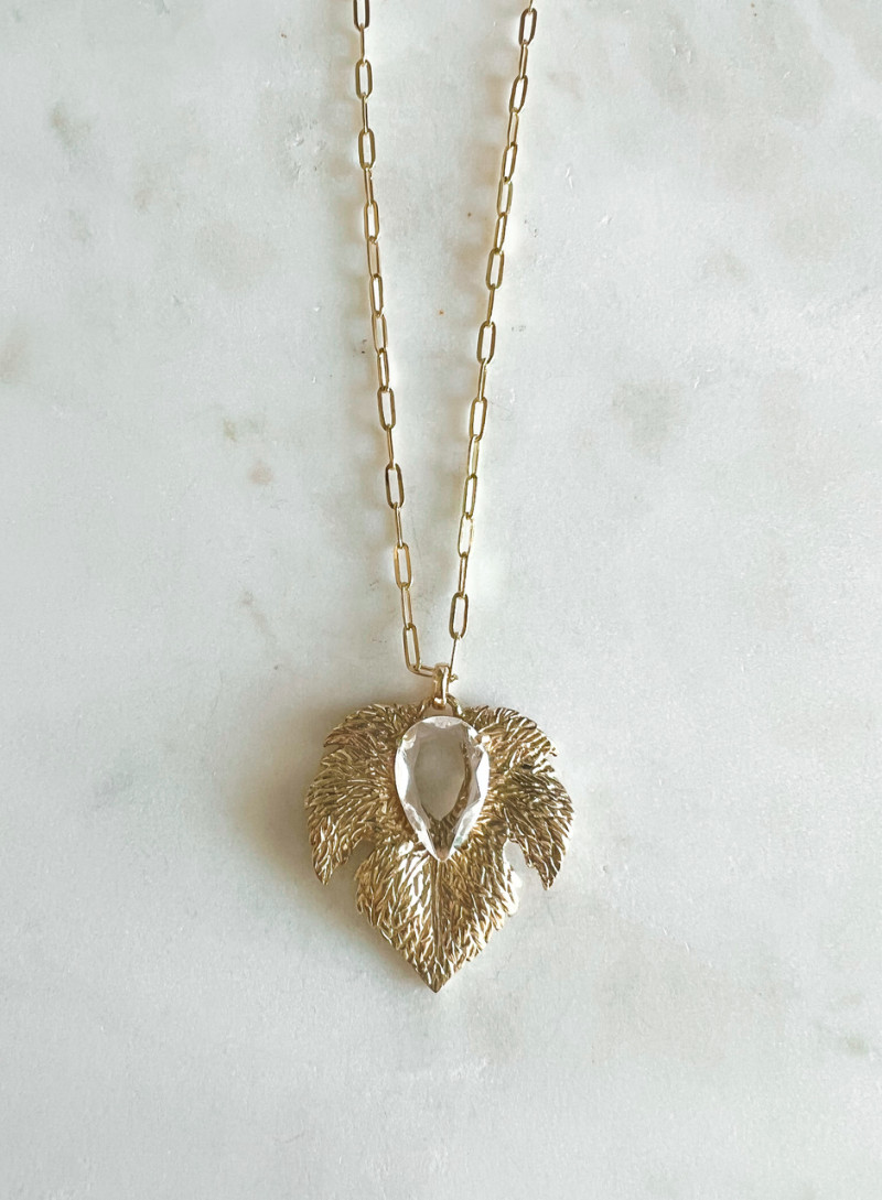 COLAR ELOS E FOLHA EM PRATA DOURADA